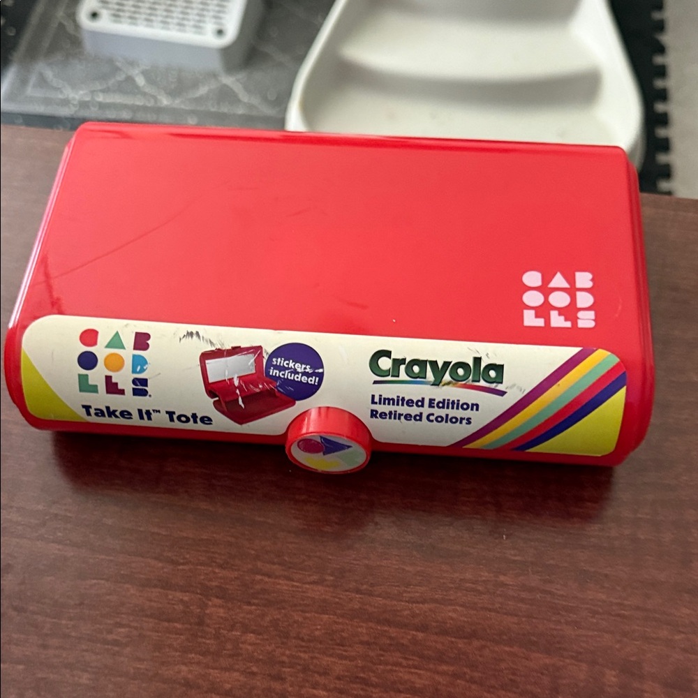 Caboodles Red Crayola and Green Limited Edition Take It Tote